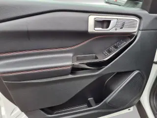 Ford Explorer 2023 AWD ST-Line SUV de 4 puertas