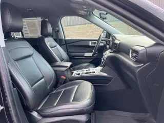 Ford Explorer 2023 AWD XLT 4dr SUV