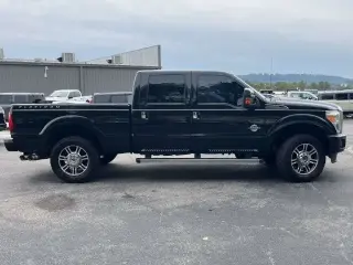Ford F-250 Super Duty 2015 4x4 Platino 4dr Crew Cab 8 ft. LB Pickup