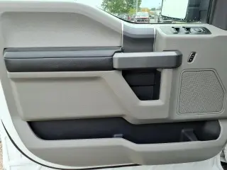 Ford F-150 2017 4x4 XLT 4dr SuperCrew 5.5 ft. SB