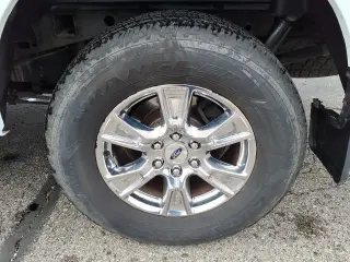 Ford F-150 2017 4x4 XLT 4dr SuperCrew 5.5 ft. SB