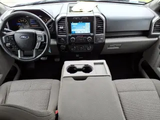 Ford F-150 2017 4x4 XLT 4dr SuperCrew 5.5 ft. SB