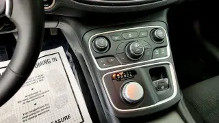 Chrysler 200 2015 Limited 4dr Sedán