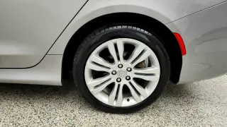 Chrysler 200 2015 Limited 4dr Sedán