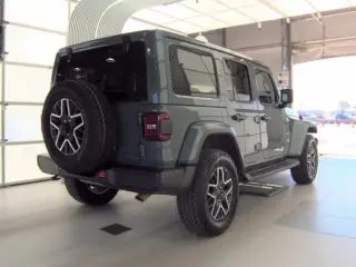 Jeep Wrangler 2024 4x4 Sahara 4dr SUV