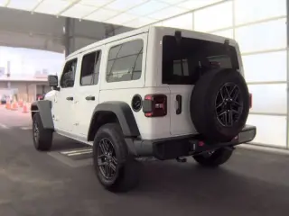 Jeep Wrangler 2024 4x4 Deportivo 4 puertas SUV