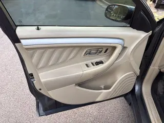 Ford Taurus 2018 SEL 4dr Sedán
