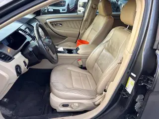 Ford Taurus 2018 SEL 4dr Sedán