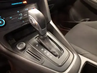 Ford Focus 2017 SE 4dr Sedán