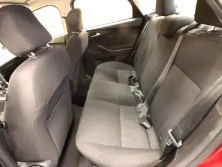 Ford Focus 2017 SE 4dr Sedán