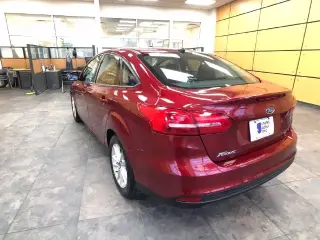 Ford Focus 2017 SE 4dr Sedán