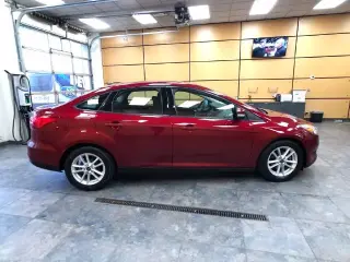 Ford Focus 2017 SE 4dr Sedán