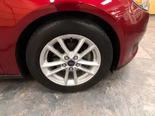 Ford Focus 2017 SE 4dr Sedán