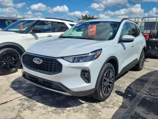 Ford Escape Híbrido Enchufable 2026 PHEV 4dr SUV