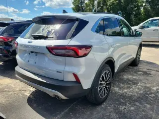 Ford Escape Híbrido Enchufable 2026 PHEV 4dr SUV