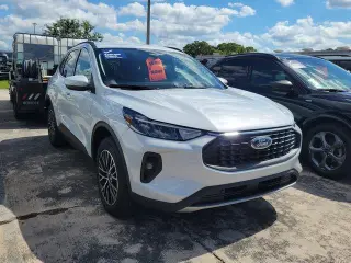 Ford Escape Híbrido Enchufable 2026 PHEV 4dr SUV
