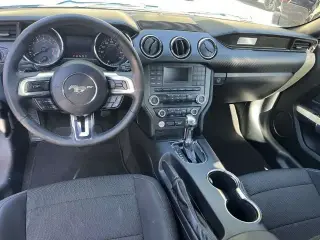 Ford Mustang 2017 V6 2d Fastback