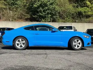 Ford Mustang 2017 V6 2d Fastback