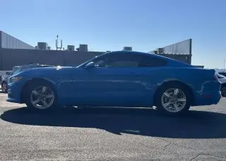 Ford Mustang 2017 V6 2d Fastback