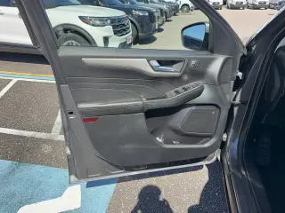 Ford Escape 2021 SEL 4dr SUV