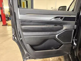 Jeep Wagoneer 2025 4x4 Carbide 4dr SUV