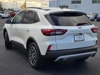 Ford Escape Híbrido Enchufable 2025 PHEV 4dr SUV