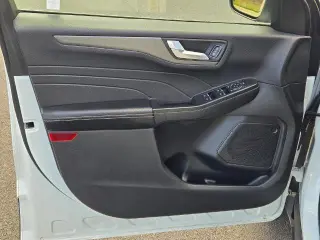 Ford Escape Híbrido Enchufable 2025 PHEV 4dr SUV