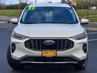 Ford Escape Híbrido Enchufable 2025 PHEV 4dr SUV