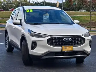 Ford Escape Híbrido Enchufable 2025 PHEV 4dr SUV