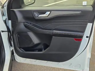Ford Escape Híbrido Enchufable 2025 PHEV 4dr SUV