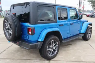 Jeep Wrangler 2024 4x4 Willys 4xe 4dr SUV