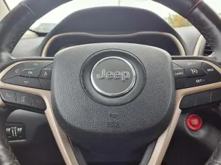 Jeep Cherokee 2015 4x4 Limited 4p SUV