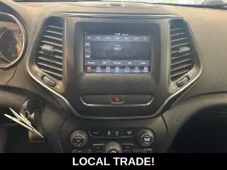 Jeep Cherokee 2019 4x4 Latitude 4dr SUV