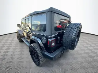 Jeep Wrangler Unlimited 2021 4x4 Willys 4dr SUV