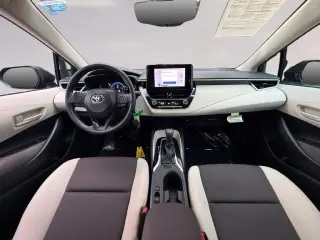 Toyota Corolla 2026 LE 4dr Sedán