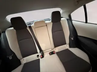 Toyota Corolla 2026 LE 4dr Sedán