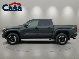Toyota Tacoma 2024 4x4 TRD Off-Road 4dr Double Cab 5.0 ft SB 8A