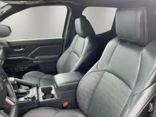 Toyota Tacoma 2024 4x4 TRD Off-Road 4dr Double Cab 5.0 ft SB 8A
