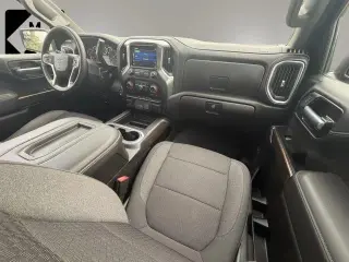 Chevrolet Silverado 1500 2021 4x4 RST 4dr Crew Cab 5.8 ft. SB