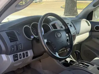 2010 Toyota Tacoma Base V6