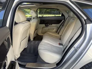 2014 Jaguar XJ XJL Portfolio