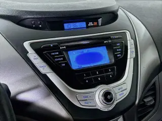 Hyundai ELANTRA 2011 GLS 4dr Sedan 6M