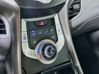 Hyundai ELANTRA 2011 GLS 4dr Sedan 6M