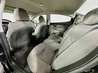 Hyundai ELANTRA 2011 GLS 4dr Sedan 6M