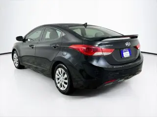 Hyundai ELANTRA 2011 GLS 4dr Sedan 6M