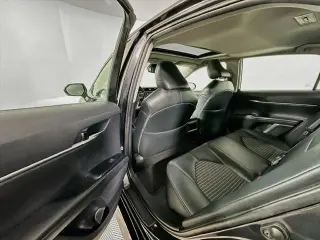 Toyota Camry 2019 SE Sedán 4 puertas