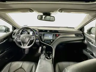 Toyota Camry 2019 SE Sedán 4 puertas