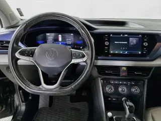 Volkswagen Taos 2022 SE 4dr SUV