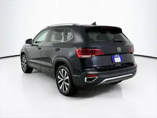 Volkswagen Taos 2022 SE 4dr SUV