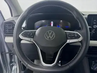 Volkswagen Taos 2026 S 4dr SUV